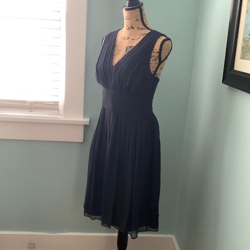 Beautiful summery dress.